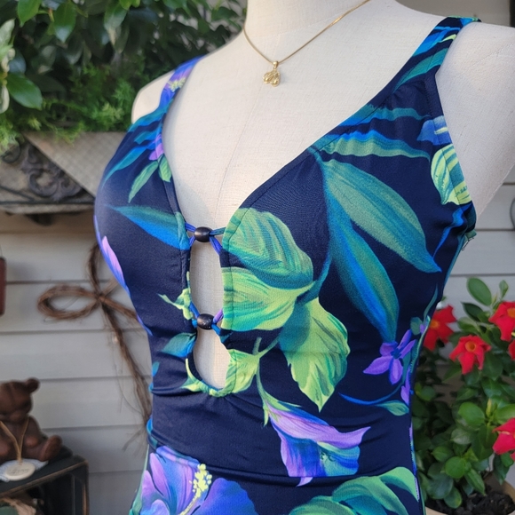 TRANSFORM ♡ Sweet 1pc Multi Color Floral Open Back Padded Bralette Swimsuit 12 - Picture 10 of 16